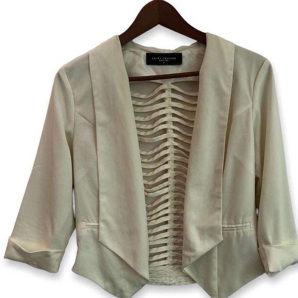 Akira Chicago White Ladder Cut Out Blazer - Picture 4 of 10
